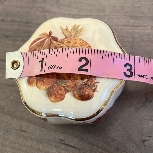 Palissy Trinket Box with Lid Vintage Ceramic in EUC - Picture 5 of 5